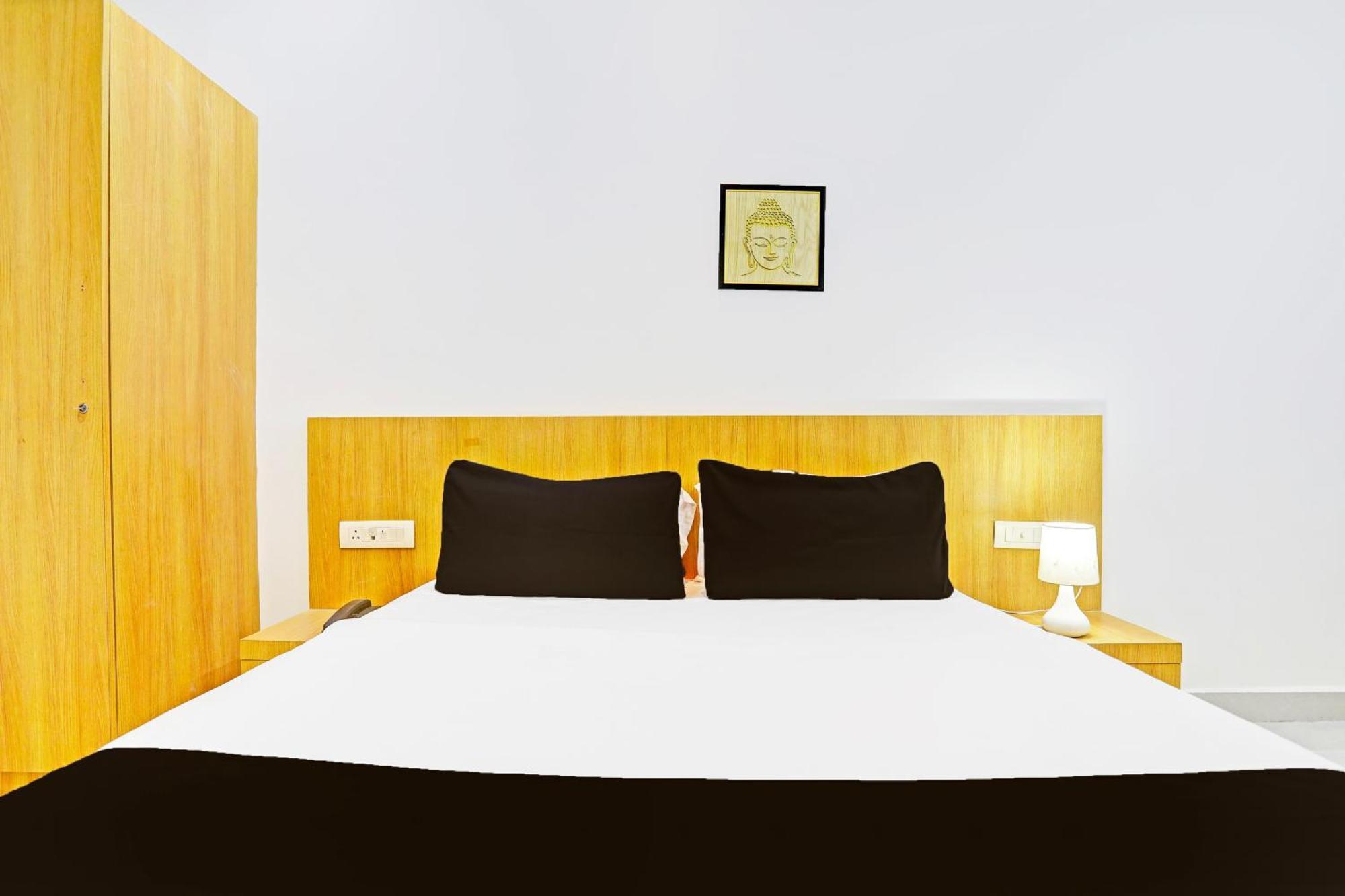 Super Hotel O Raipur Εξωτερικό φωτογραφία