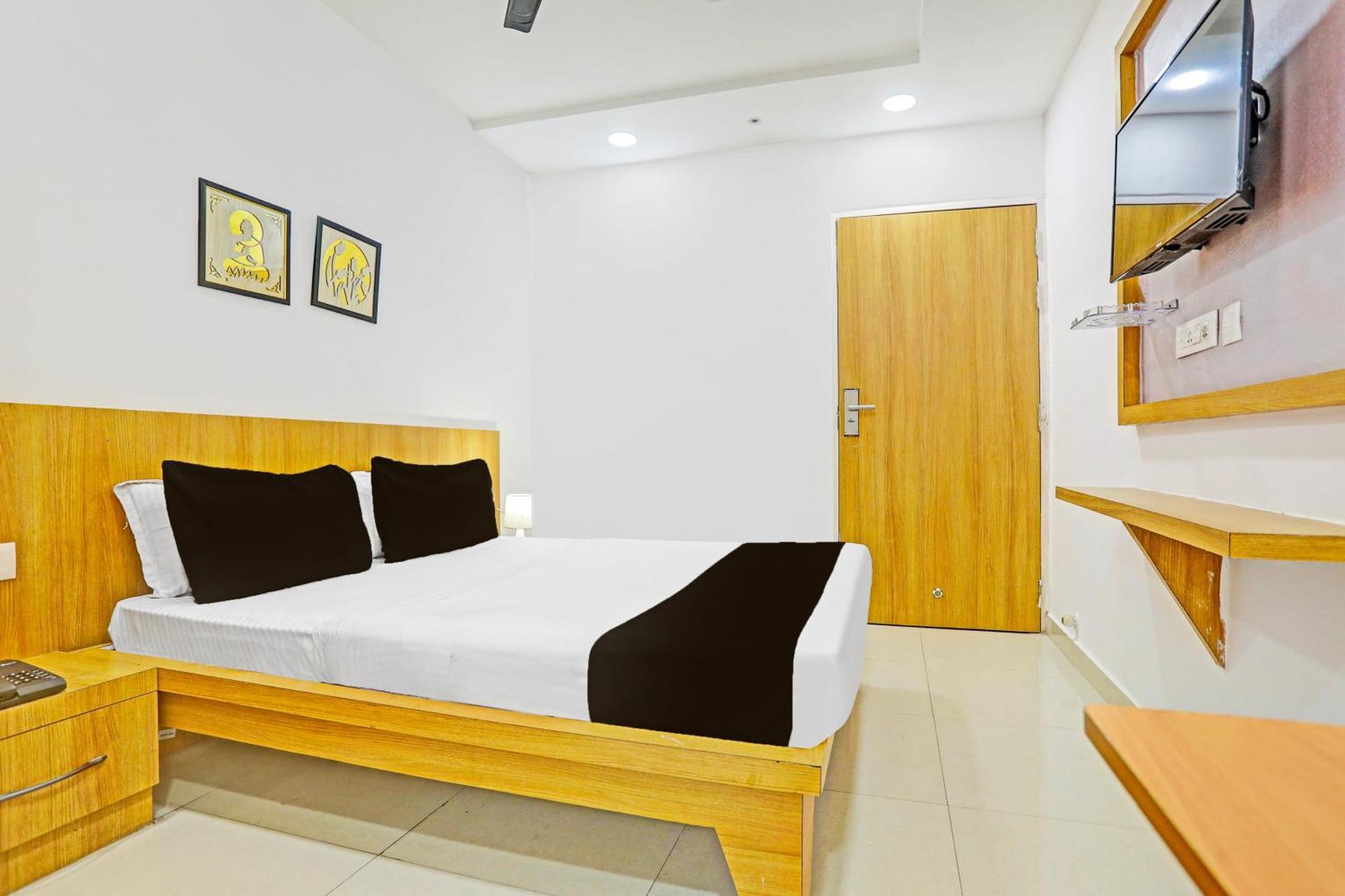 Super Hotel O Raipur Εξωτερικό φωτογραφία