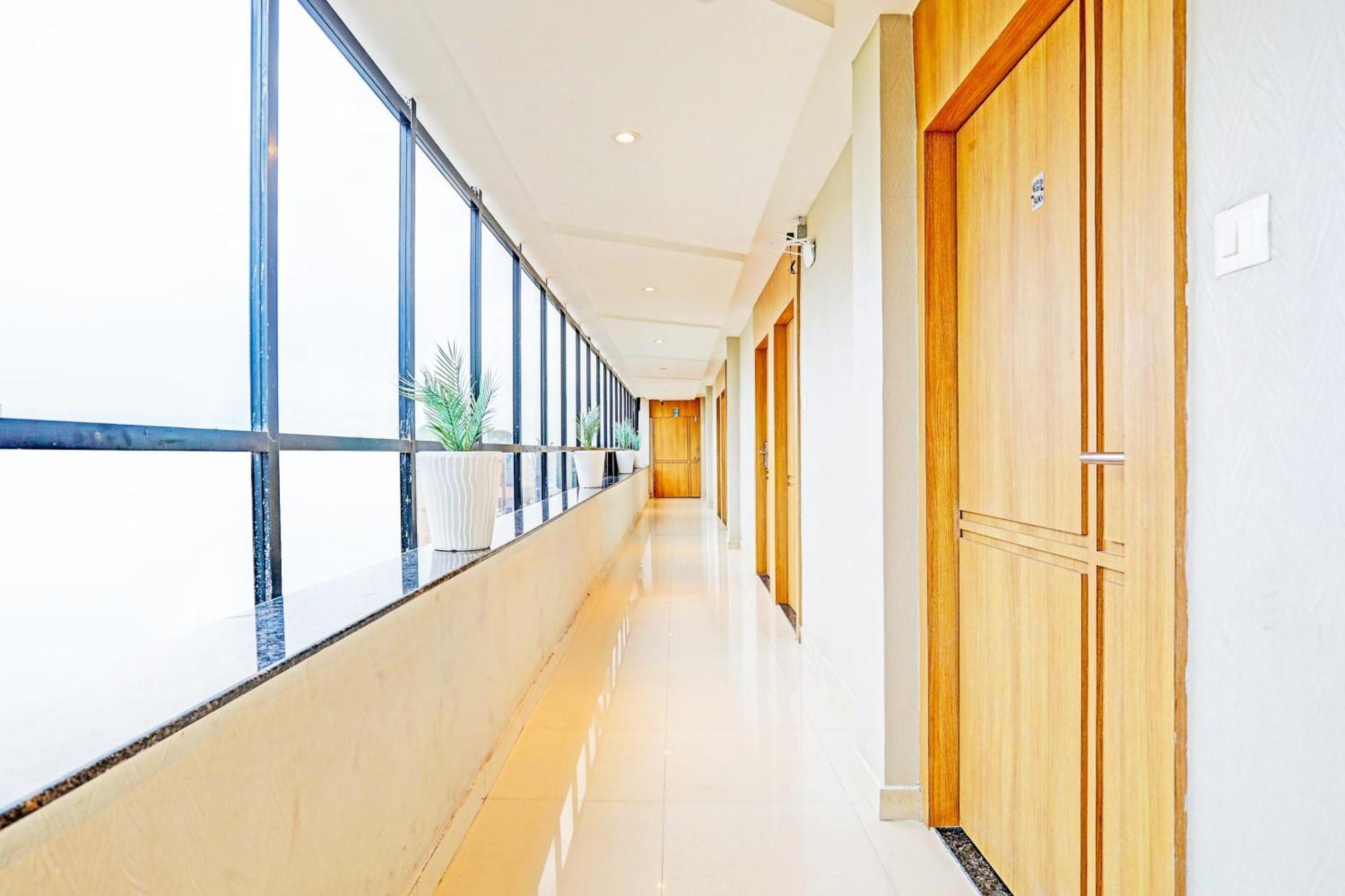 Super Hotel O Raipur Εξωτερικό φωτογραφία